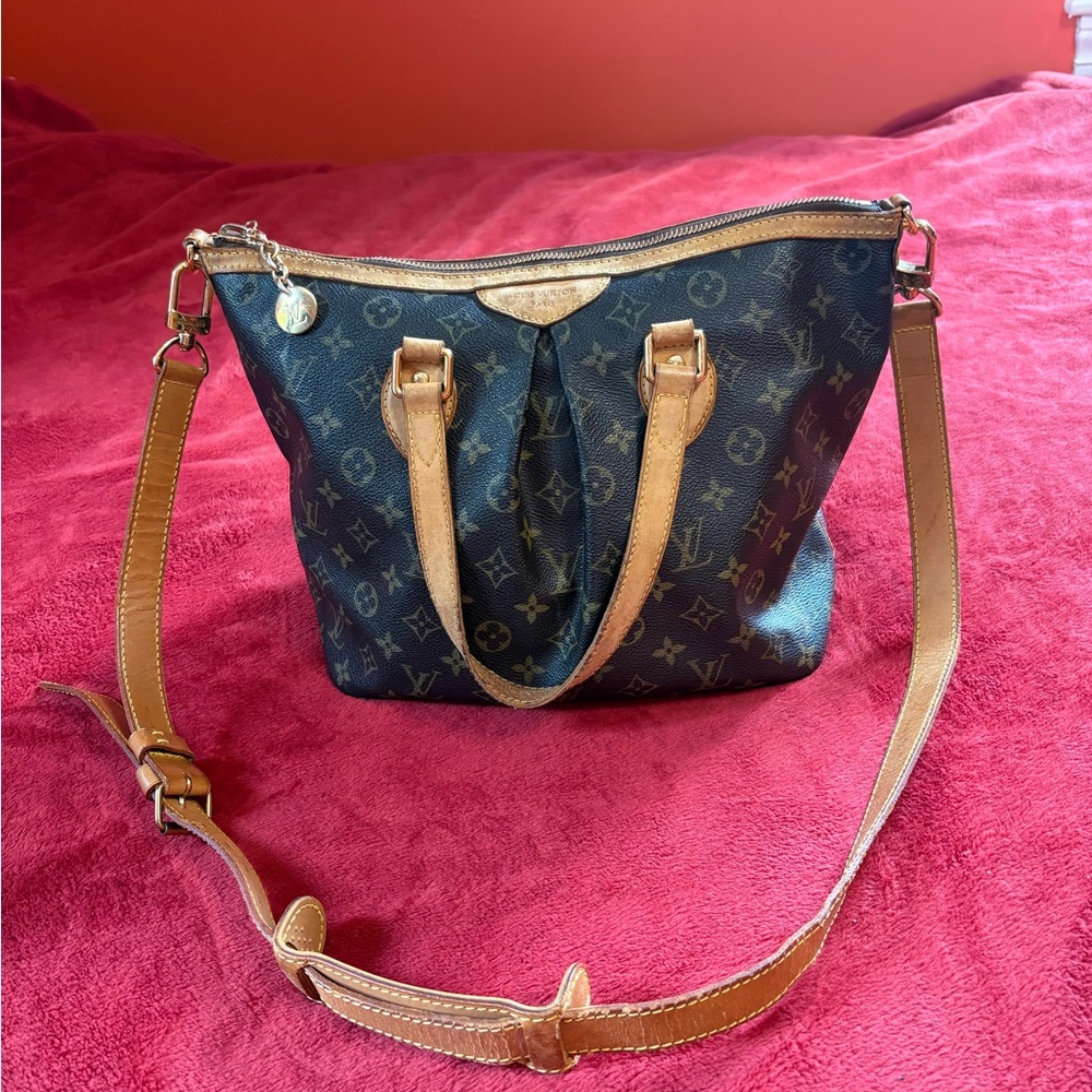 Louis Vuitton Monogram Shoulder Bag with Tan Leather Trim